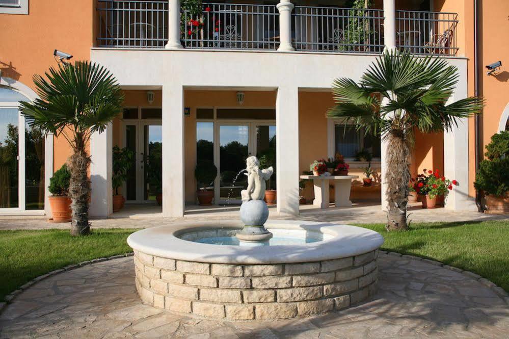 Villa Vizula ميدولين المظهر الخارجي الصورة